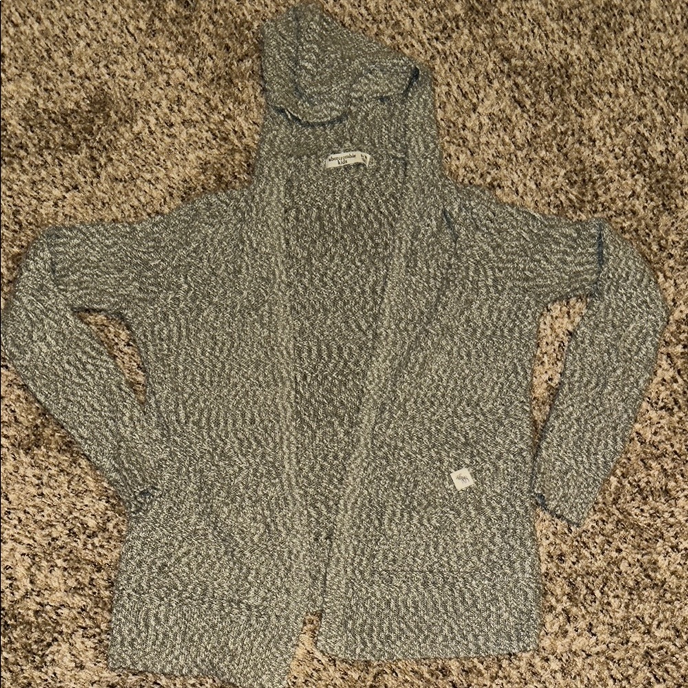 Girl’s A&F Gray Hooded Sweater